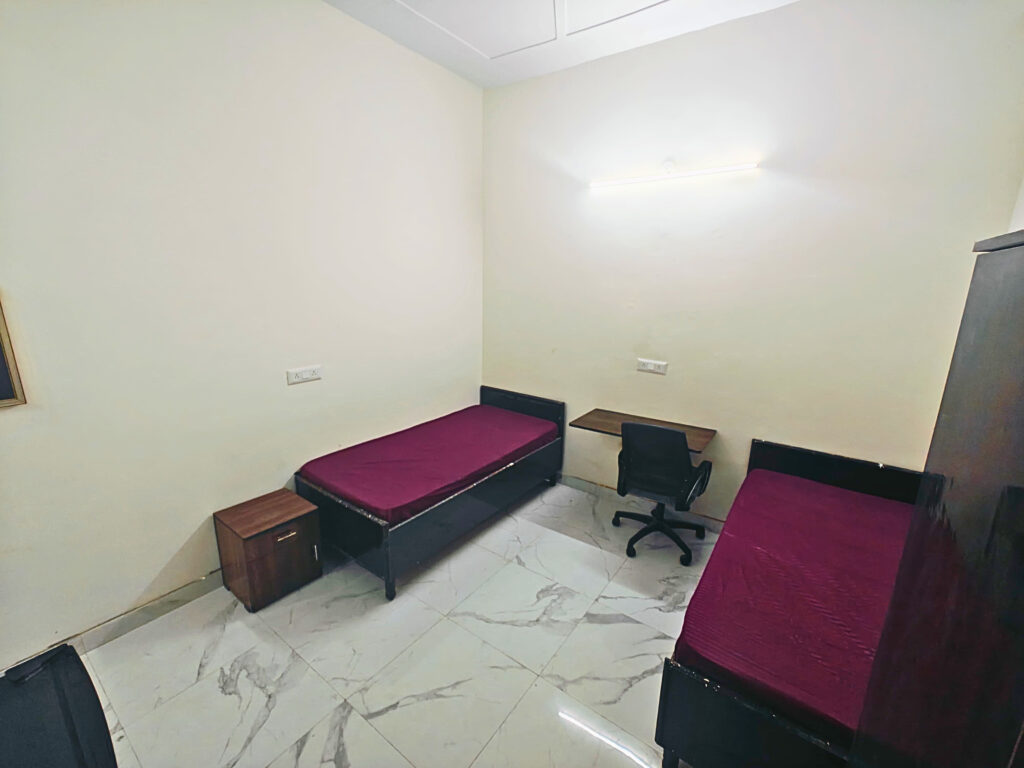 Girls PG in Badshapur Sector 66