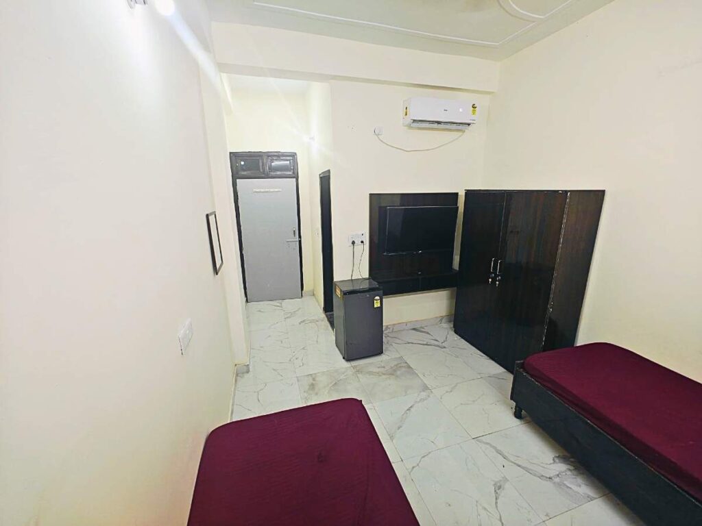 Girls PG in Badshapur Gurugram