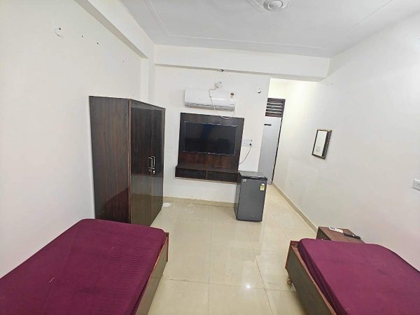 Girls PG in Badshapur Sector 66