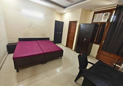 Seventh heaven Girls PG in Sector 23 Gurugram